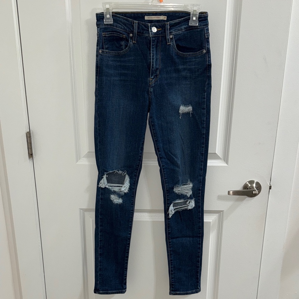 Levi’s Dark Blue Distressed Skinny Jeans - Picture 2 of 6